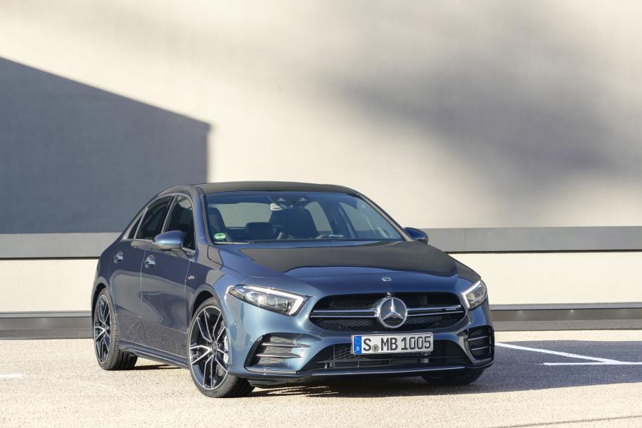  Mercedes-AMG A35 4Matic Sedan (V177) 2019 года  (WW) (фото 1 из 25)